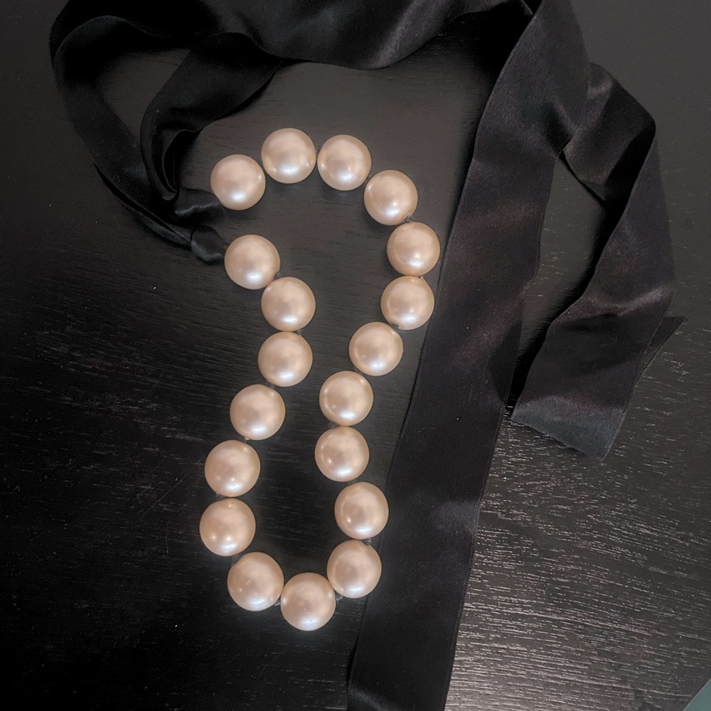 Pearl necklace